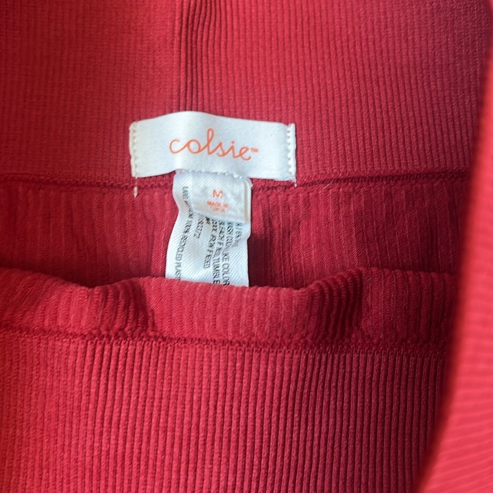 Colsie Red Ribbed Set - Picture 6 of 6